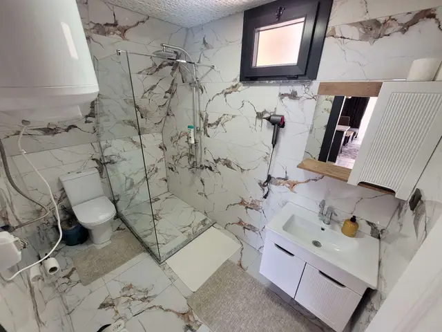 Cihan Bungalov merdiven ve buzdolabı